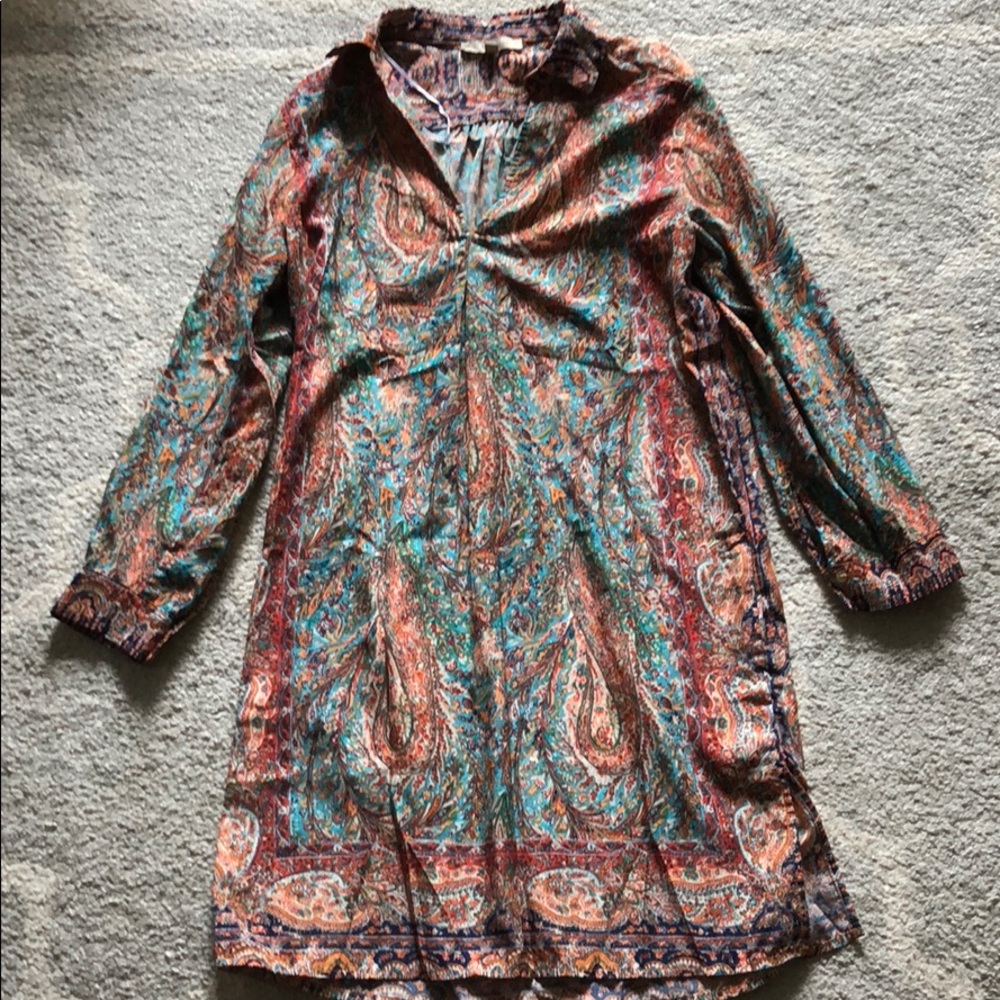 I’m selling this cute dress!
